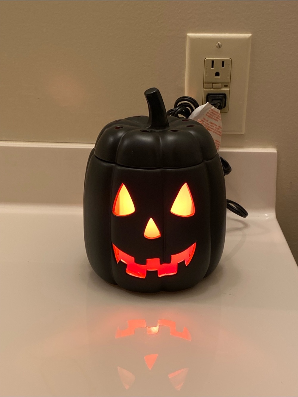 "Jack" Scentsy Warmer Black Pumpkin Halloween New With Box